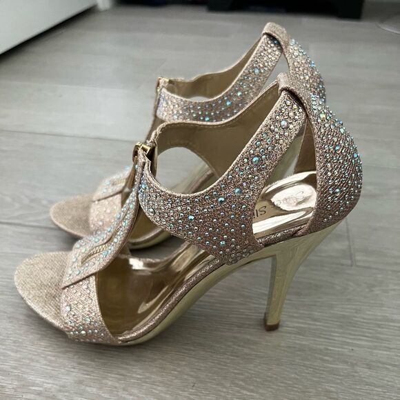 Silver Slipper Zippered Champagne Heels with Rhinestones and Glitter Size 7.5 - Picture 7 of 10